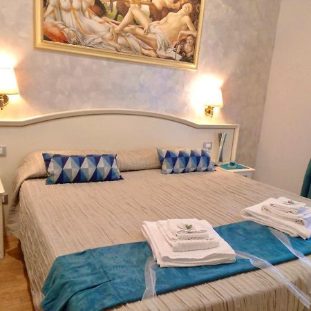 Domus Via Veneto Bed and Breakfast Rome Buitenkant foto