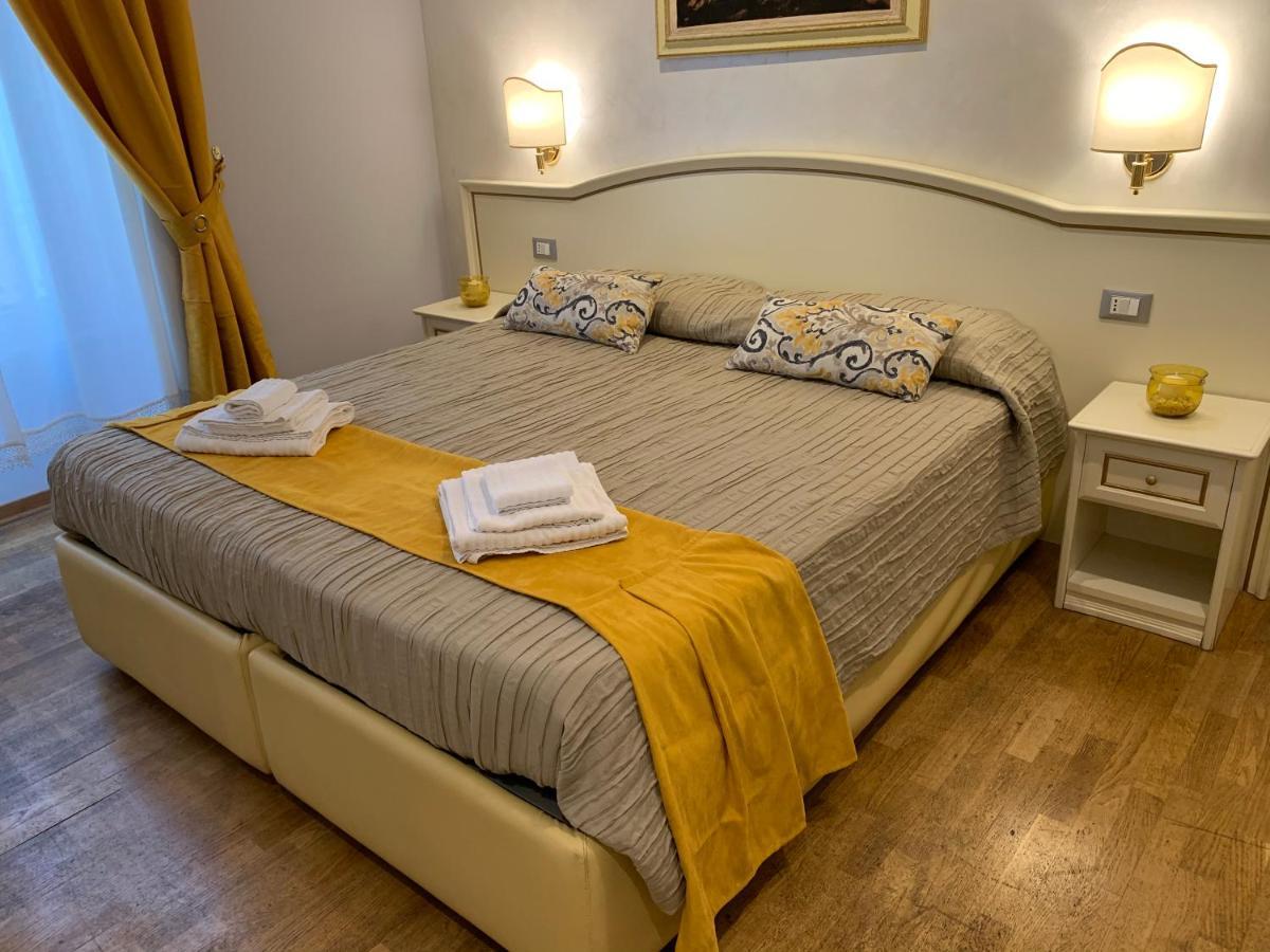 Domus Via Veneto Bed and Breakfast Rome Buitenkant foto