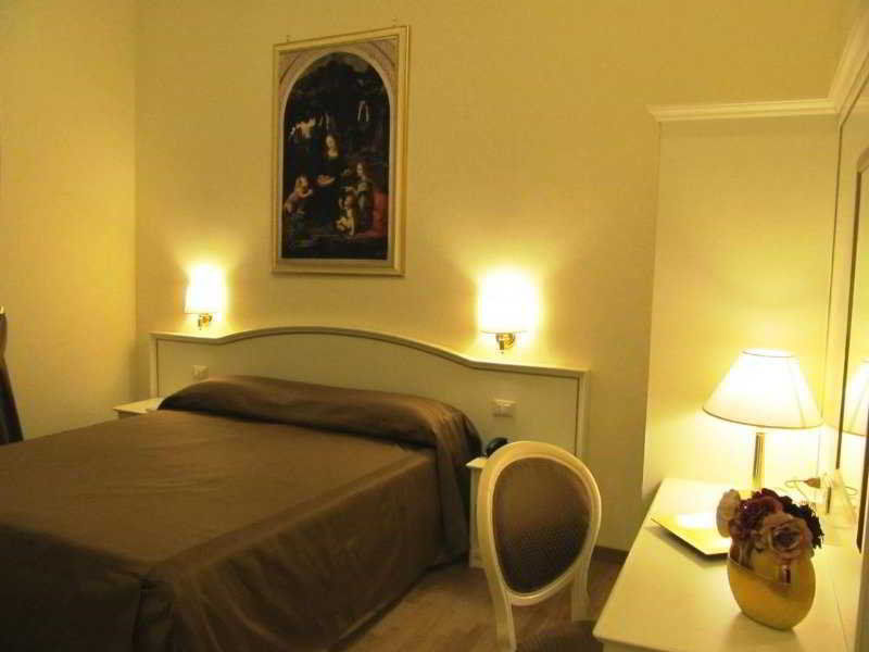 Domus Via Veneto Bed and Breakfast Rome Buitenkant foto