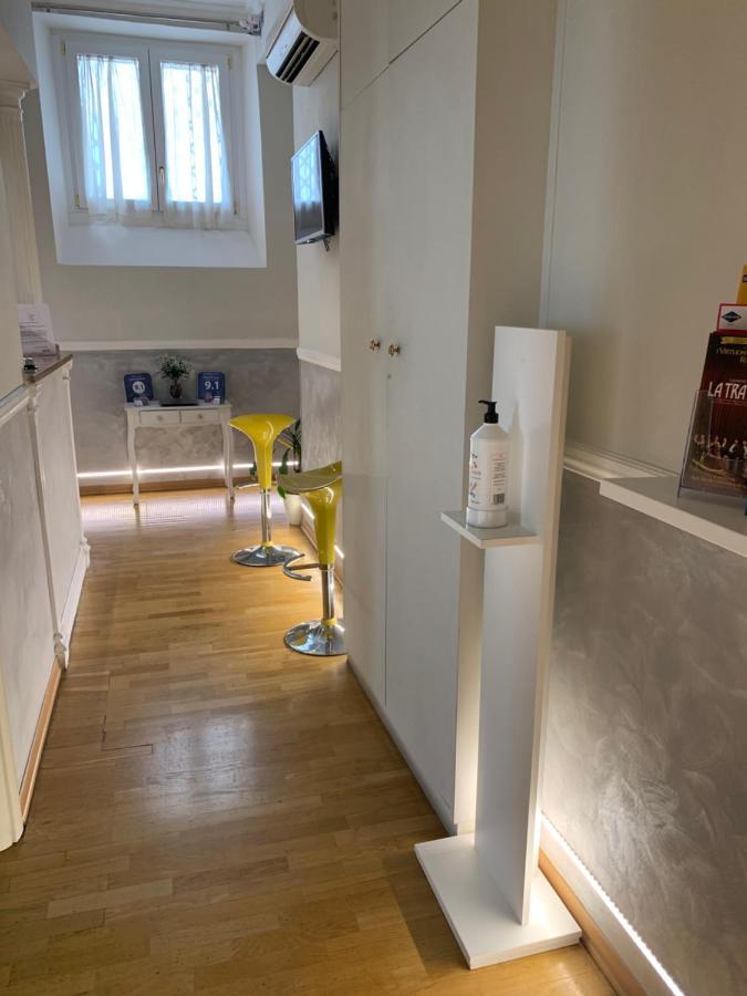 Domus Via Veneto Bed and Breakfast Rome Buitenkant foto